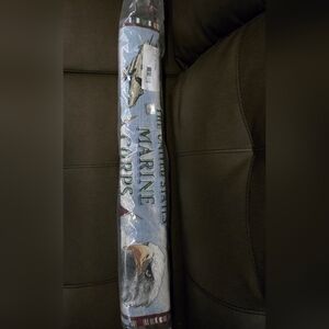 US Marine Corps Banner with Eagle Design & Pole